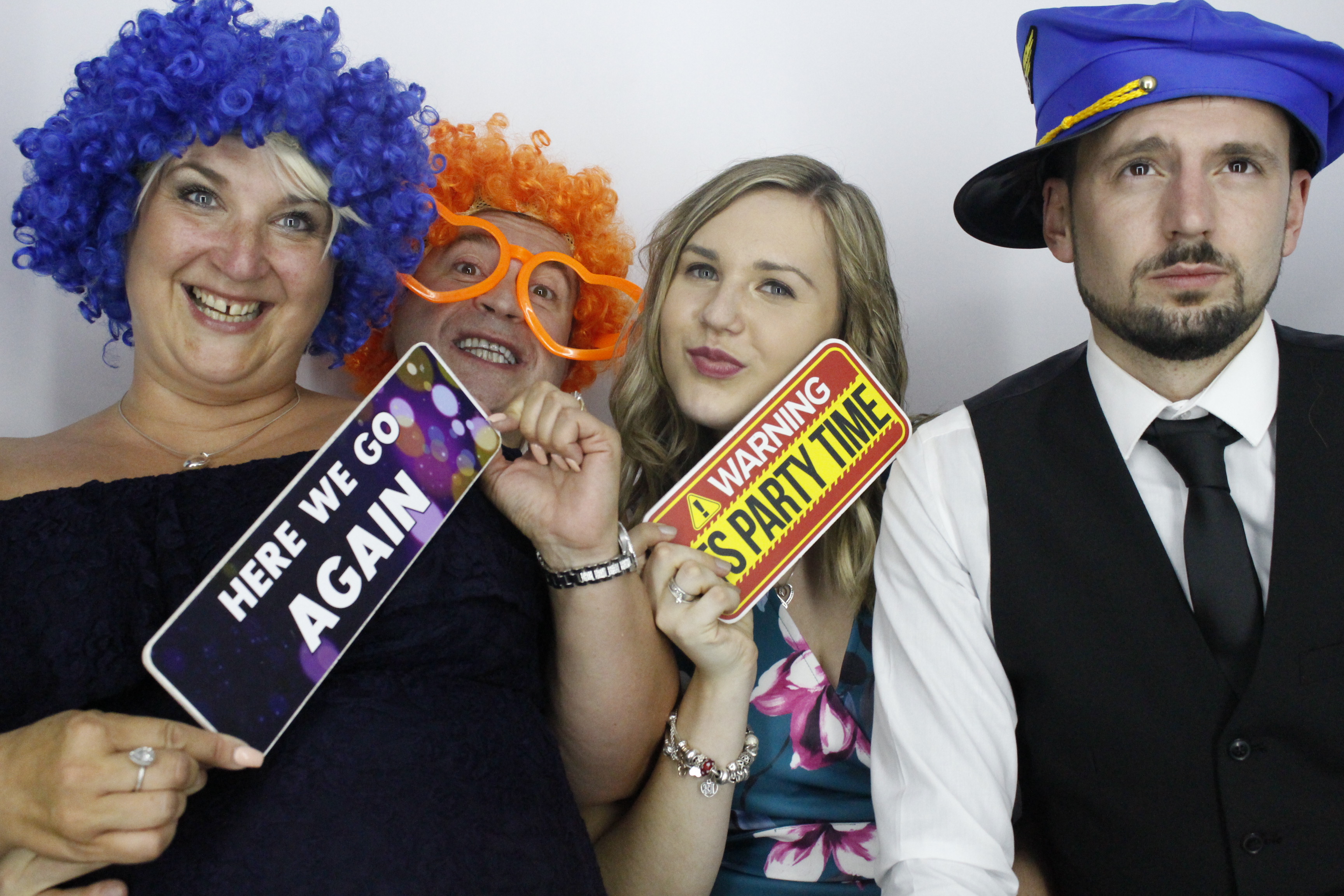 Sam & Rachel's Wedding | View more photos from the event at gallery.myphotoboothexperience.co.uk/u/MyPhotoBoothExperienceLtd/Sam-Rachels-Wedding